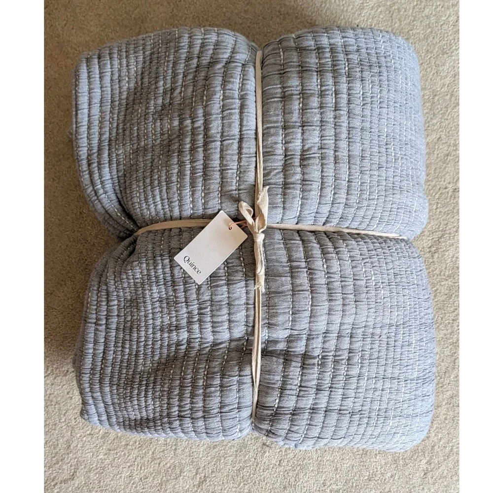 Quince NWT Organic Cotton Channel Stitch Coverlet Set Blue Shams King/ Cal King